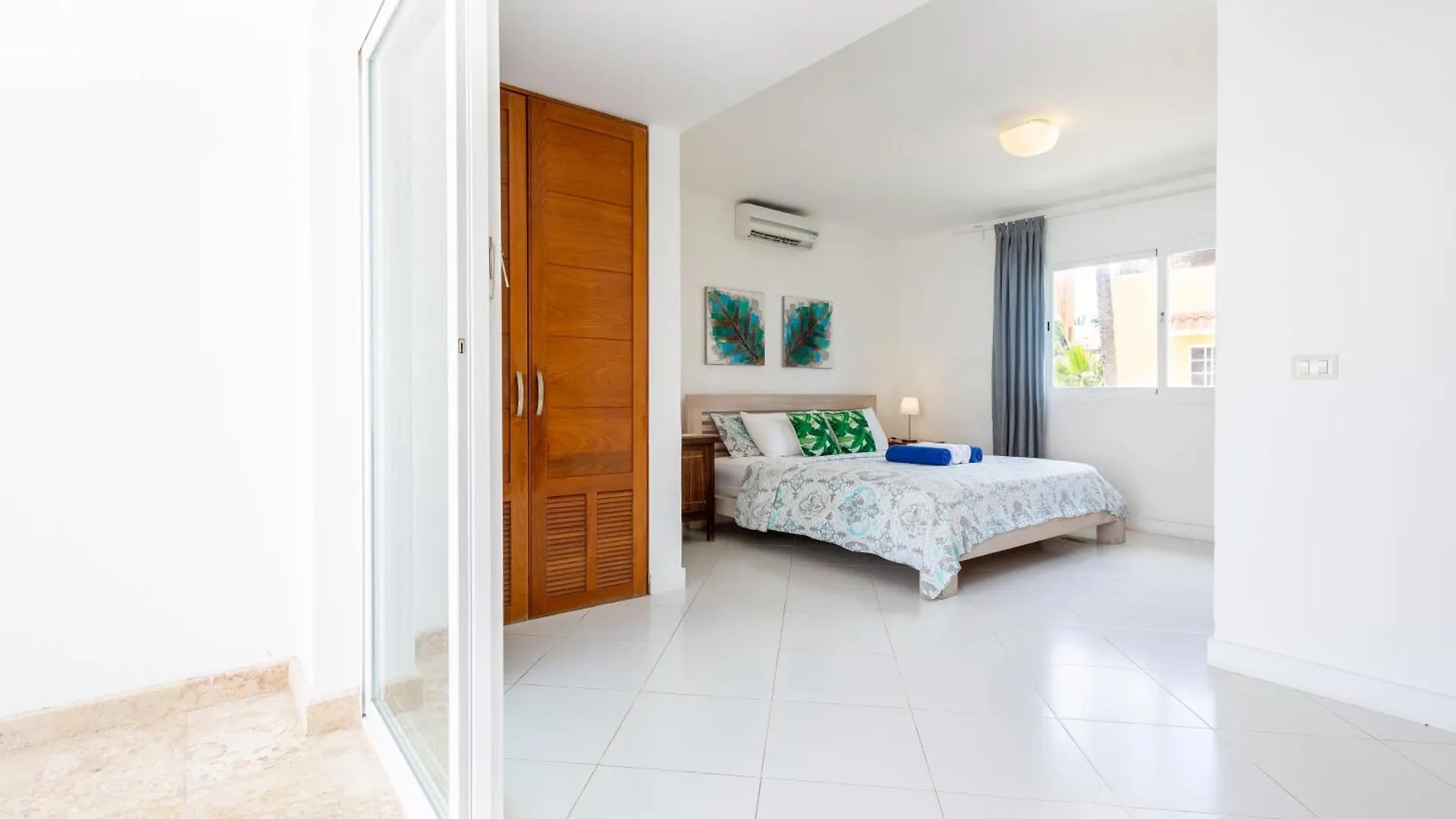 Prime Ocean View Punta Cana Apartments - 3-Bedroom Getaway With Private Terrace On Bavaro Beach