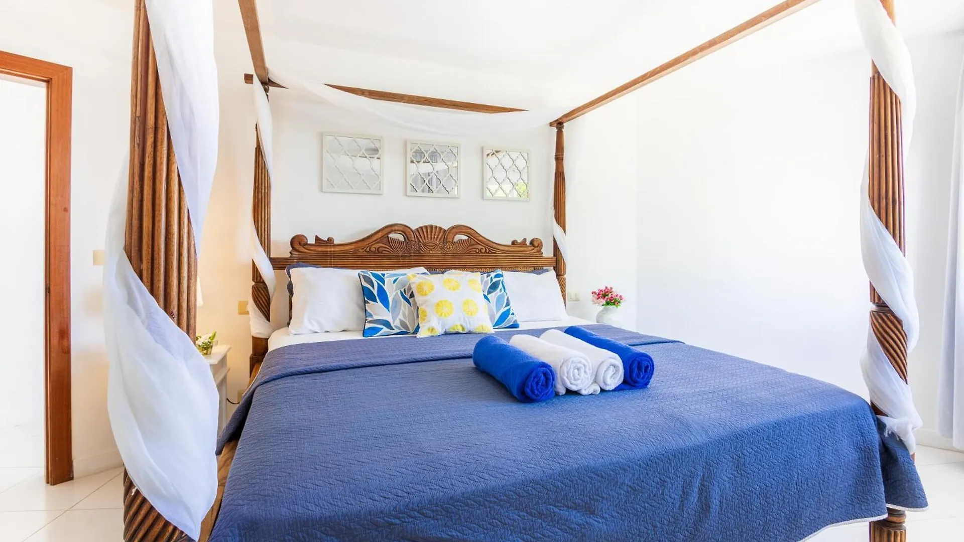 Prime Ocean View Punta Cana Apartments - 3-Bedroom Getaway With Private Terrace On Bavaro Beach